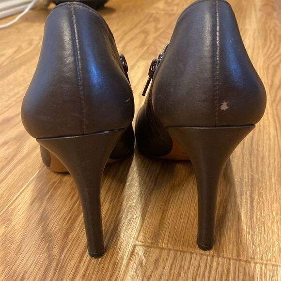 Coach New York Seneca Black High  Heeled Ankle Booties Side Zipper (Size 7.5B) - Picture 3 of 10